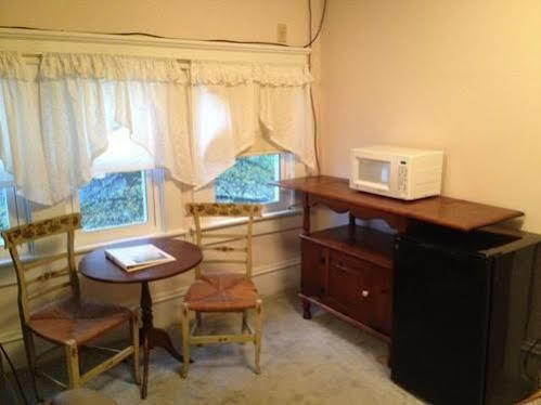Victorian Charm Bed & Breakfast Towanda